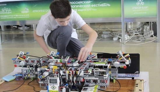 Судейство онлайн! До финала всероссийских соревнований по робототехнике осталось чуть больше месяца