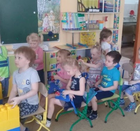 Конспект сюжетно &ndash; ролевой игры с элементами лего - конструирования Зоопарк (средняя группа)