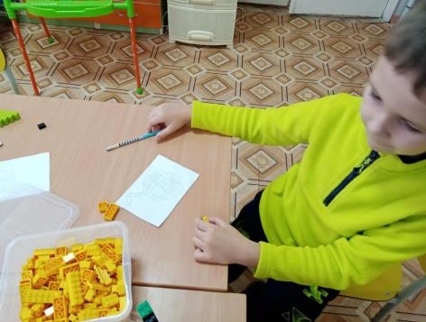 Конспект непосредственно образовательной деятельности по конструированию из кубиков ЛЕГО