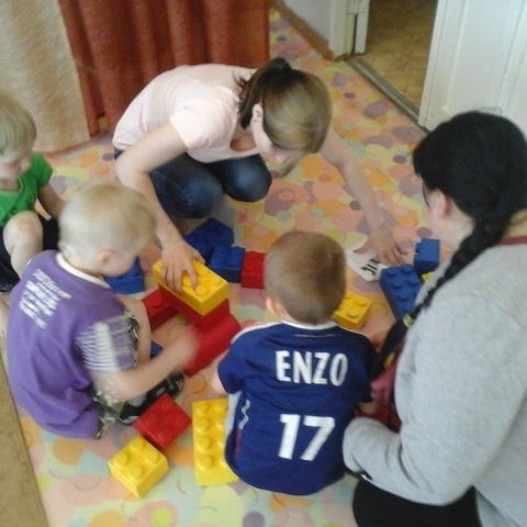 Летим в космос с родителями