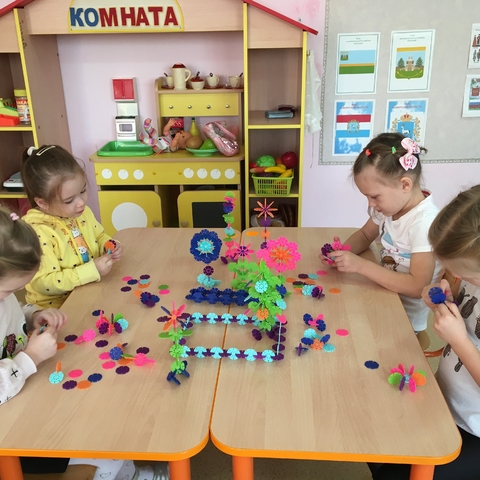 Конструктор &laquo;Цветная мозаика&raquo;: новые возможности развития дошкольников