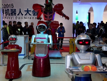 Российские команды завоевали золото и серебро на World Robot Conference