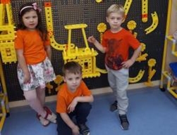 Gigo-солнышко на &laquo;картине&raquo; ИКаРят из Московской области