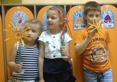 Солнечные улыбки и яркие поделки от ИКаРят из Омска