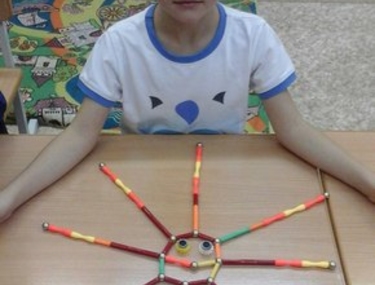 Солнца много не бывает! Яркие поделки ИКаРят из Перми