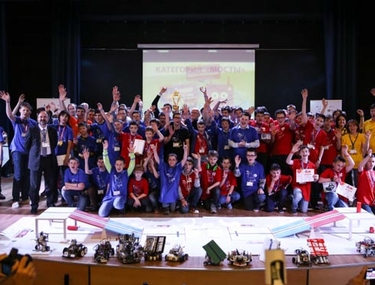 Победителем первого Турнира двух столиц по робототехнике стала команда из Санкт-Петербурга