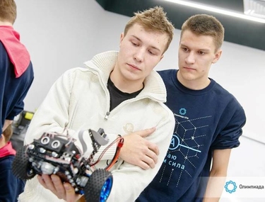 Алексей Клячин: &laquo;Нужно слезать с &laquo;леговской иглы&raquo; и переходить на более реальные вещи&raquo;