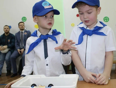 Сразу две команды представят Новый Уренгой на региональном этапе &laquo;ИКаРенок&raquo;