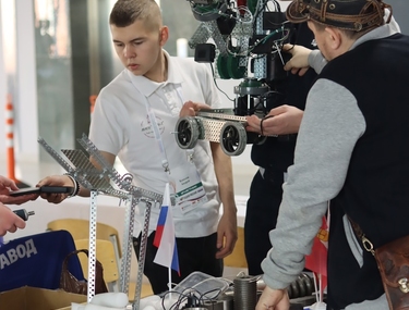 Генеральный партнёр &laquo;ИКаР-2025&raquo; поддержал в этом сезоне 17 команд и создал новую конкурсную категорию