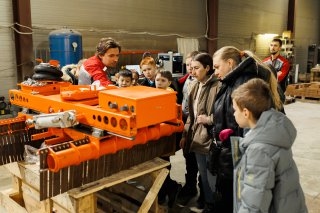 Экскурсия на предприятие в рамках конкурса &laquo;ИКаР&raquo; &ndash; это интересно, познавательно и очень весело, доказали в компании &laquo;Техноробот&raquo;